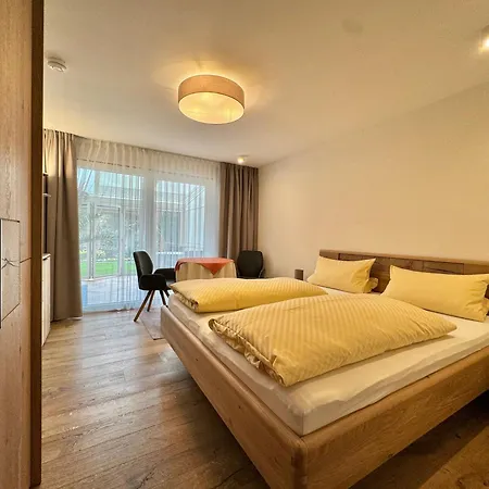 Apartment Adoris Im Lotzbeckpark Am 